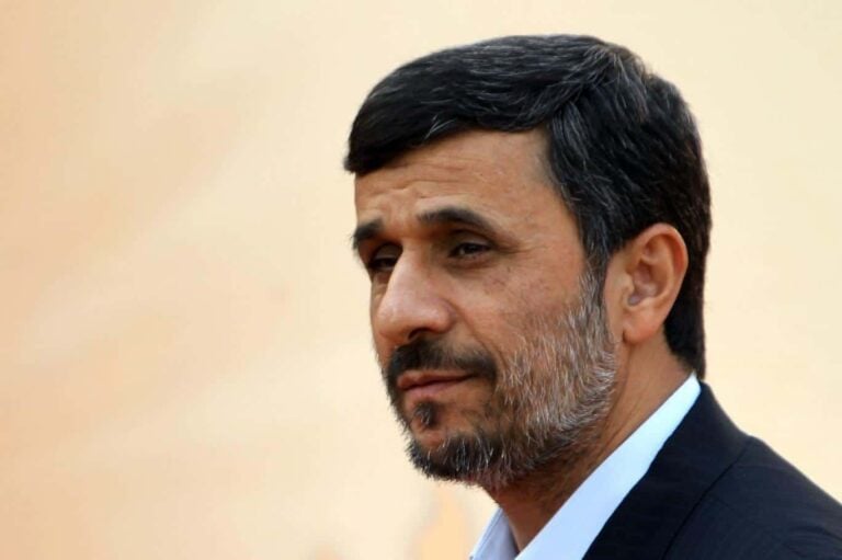 مبارك يتجنب لقاء نجاد watanserb.com