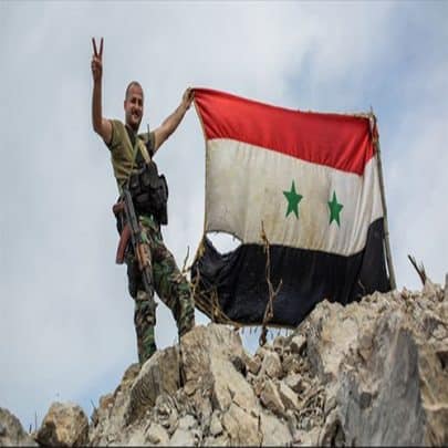 الجندي السوري يدفع الرشوة لقائده كي يتجنب الجبهات المشتعلة الجبهات المشتعلة watanserb.com