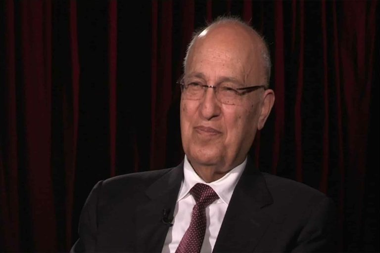 نبيل شعت: دحلان التقى السيسي ممثلاً عن الامارات نبيل شعت watanserb.com
