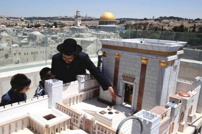 إقامة الهيكل المزعوم watanserb.com