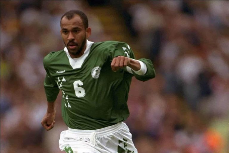 اللاعب فؤاد أنور watanserb.com