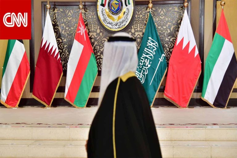 الأزمة الخليجية تنسف القمة العربية watanserb.com