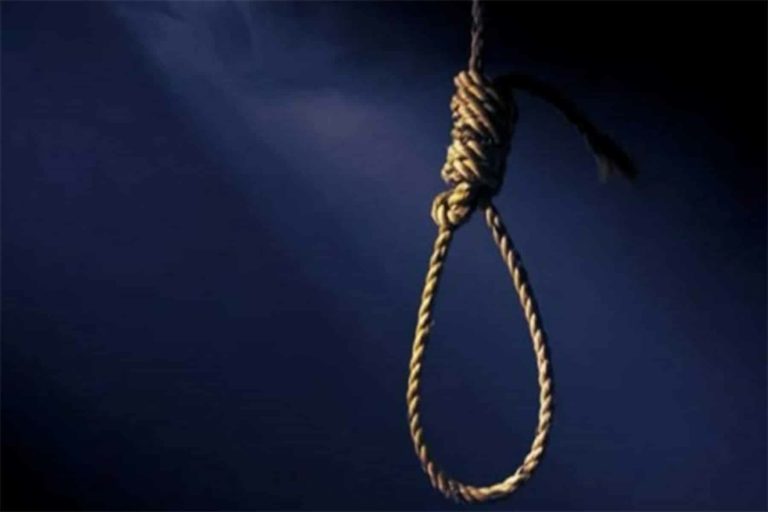 سعودي ينتحر شنقا وهو الشخص الثاني في أقل من أسبوع سعودي ينتحر شنقا watanserb.com