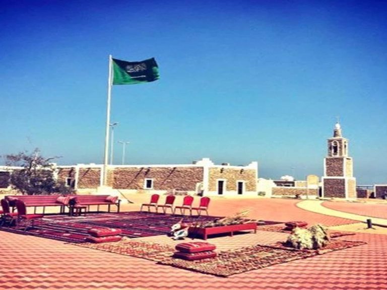 جزيرة جنة وجزيرة المسلمي‎ watanserb.com