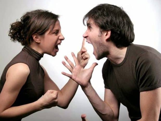 تشيكية تنتحر بصحبة طفلتيها watanserb.com