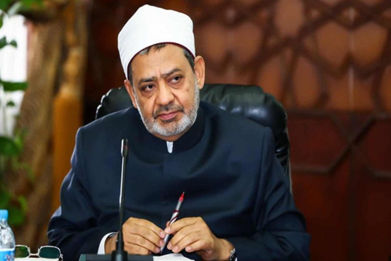 الأزهر يدعو قتل داعش watanserb.com