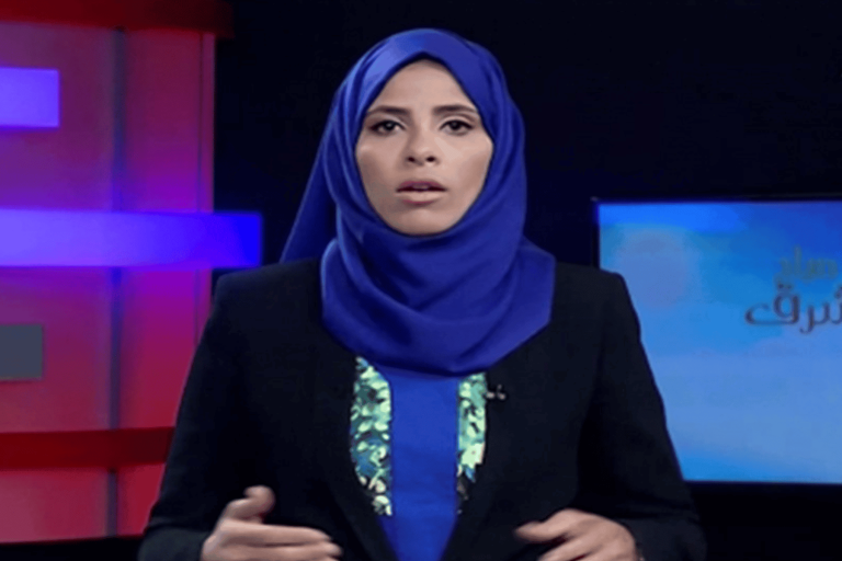 مجهولون يعتدون على مذيعة في قناة مصرية معارضة مجهولون يعتدون على مذيعة watanserb.com