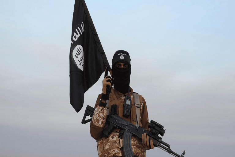 داعش يصف مرسي بـ الطاغوت watanserb.com
