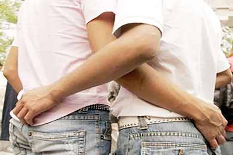 ألف خيانة الزوجية في ثانية watanserb.com