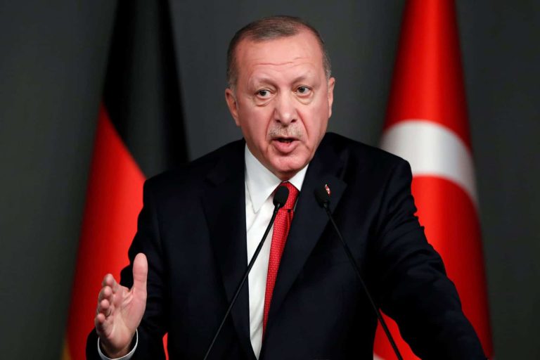اردوغان ونحاتين watanserb.com