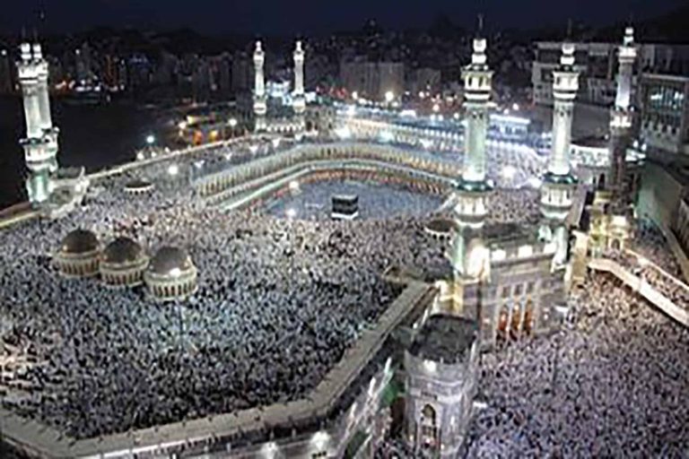 امام المسجد وتكفير المسلمين watanserb.com