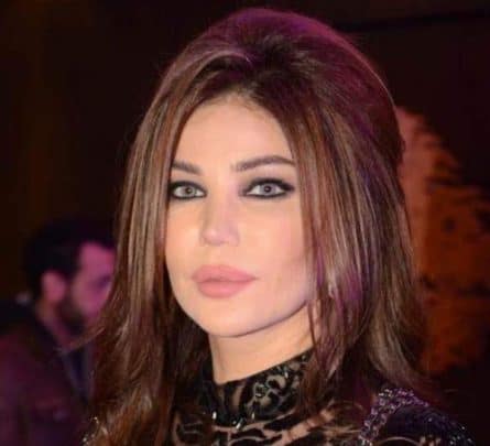 مي حريري تصف أصدقاءها بالمثليين الجنسيين مي حريري watanserb.com