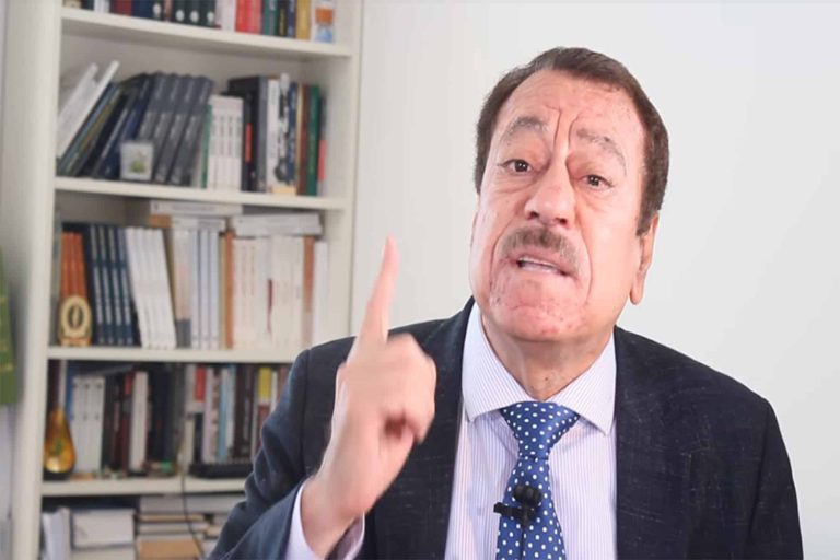 الكاتب عبدالباري عطوان watanserb.com