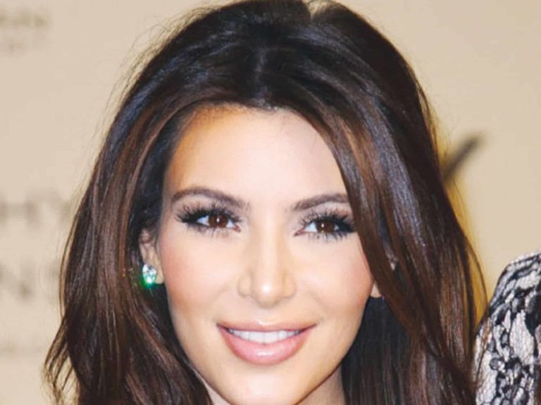 كاردشيان تعلن خبر حملها (الثاني) في إعلان برنامجها كاردشيان تعلن عن حملها الثاني watanserb.com