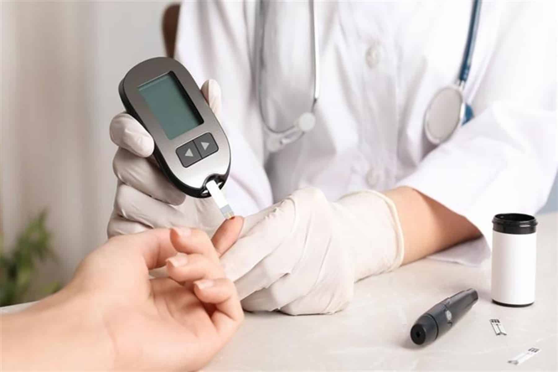 يجب على مرضى السكري تناول الأدوية للوقاية من مخاطر الآثار الجانبية المرتبطة بالمرض