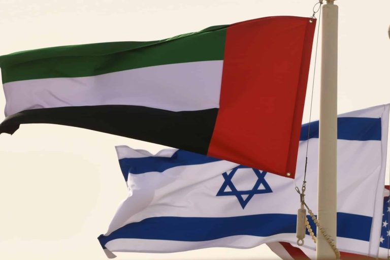 تطبع الإمارات watanserb.com