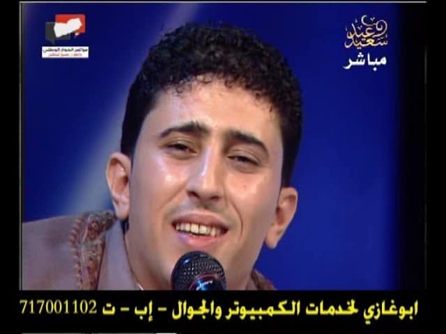 اليمنيون صدموا بمقتل فنانهم الشعبي.. والمفاجأة أنه لم يقتل بالمعارك (فيديو) قتل مساء الثلاثاء 29 سبتمبر الفنان الشعبي الشاب نادر الجرادي برصاص مسلح