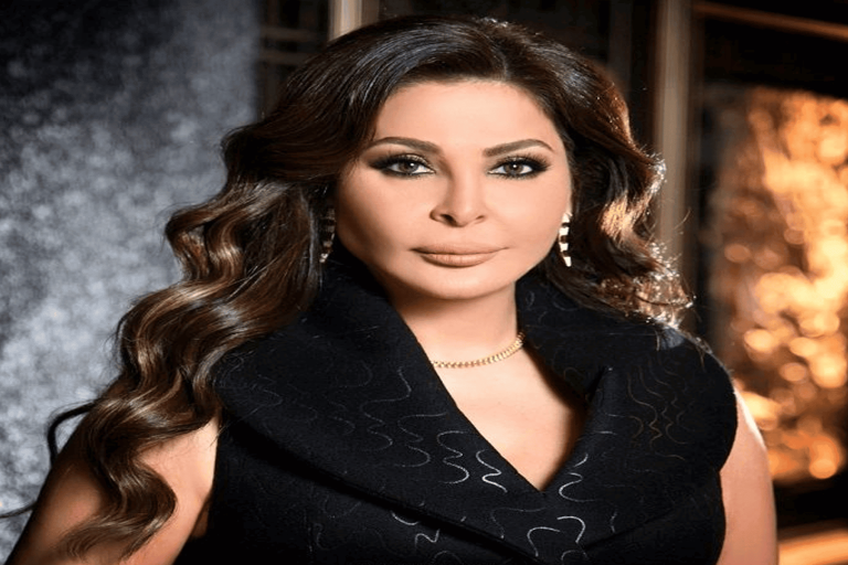 صورة إليسا مع ابنتي شقيقها إليسا مع ابنتي شقيقها watanserb.com