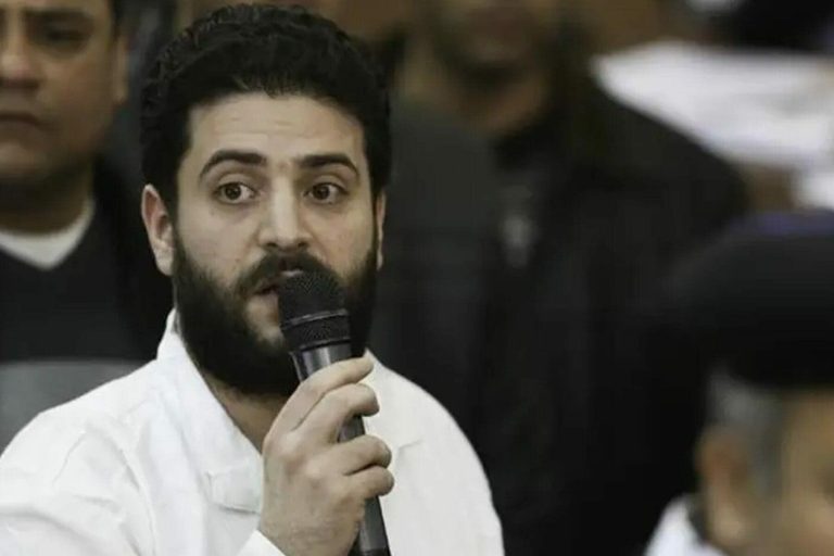 نجل مرسي وعباس watanserb.com