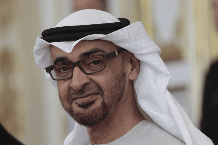 كاتب تركي يرصد أوجه تشابه كثيرة بين “عيال زايد” وجماعة كولن! عيال زايد وجماعة كولن watanserb.com