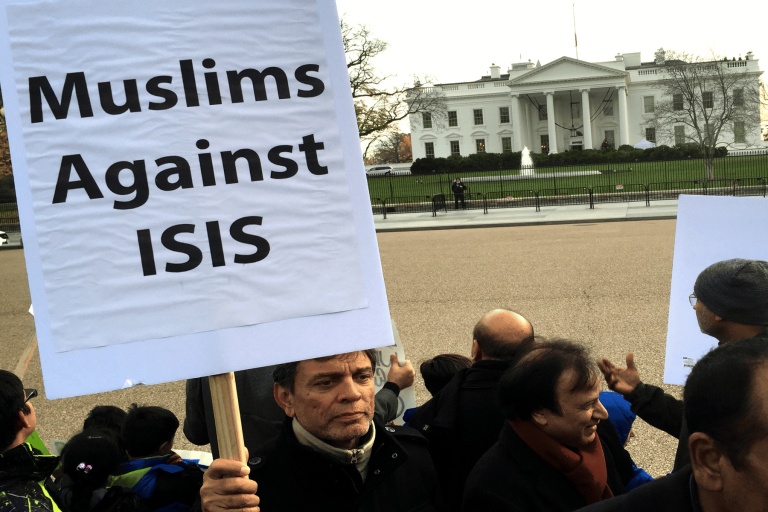 أكثر من 170 ألف دولار.. تبرعات من مسلمي أميركا لضحايا كاليفورنيا تبرعات لضحايا كاليفورنيا watanserb.com