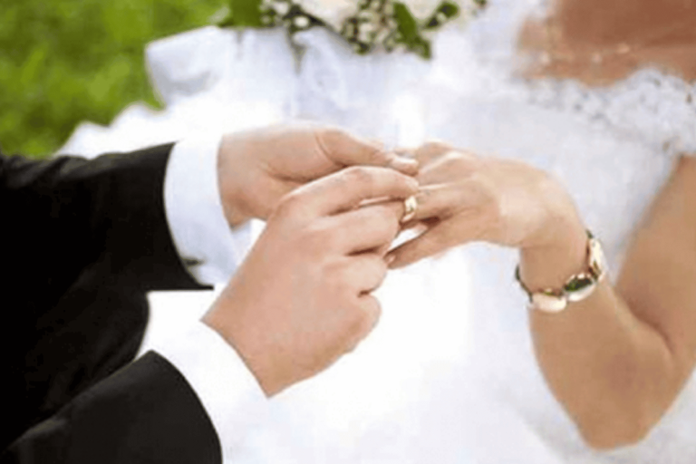 10 آلاف دولار للراغبين بالزواج watanserb.com