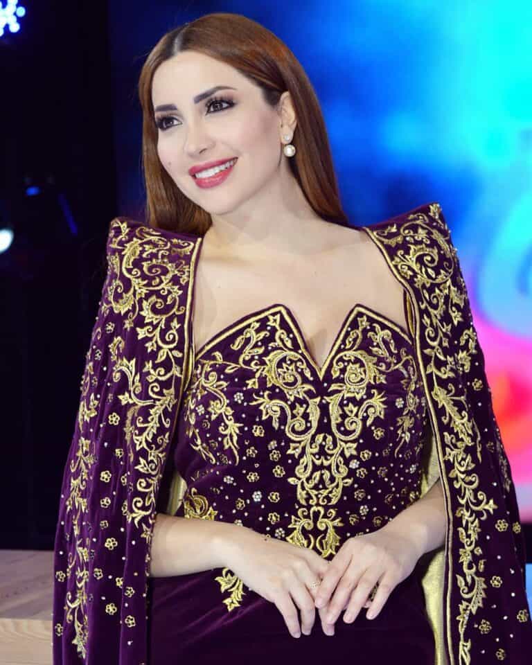 "نسرين طافش" ترتدي الزيّ الجزائري watanserb.com