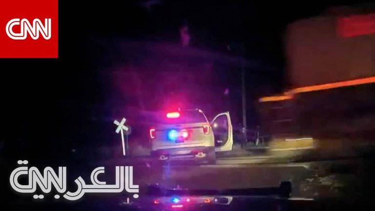 قطار يشطر سيارة بداخلها فتاة لنصفين، مصيرها سيفاجئكم! قطار يشطر سيارة بداخلها فتاة لنصفين