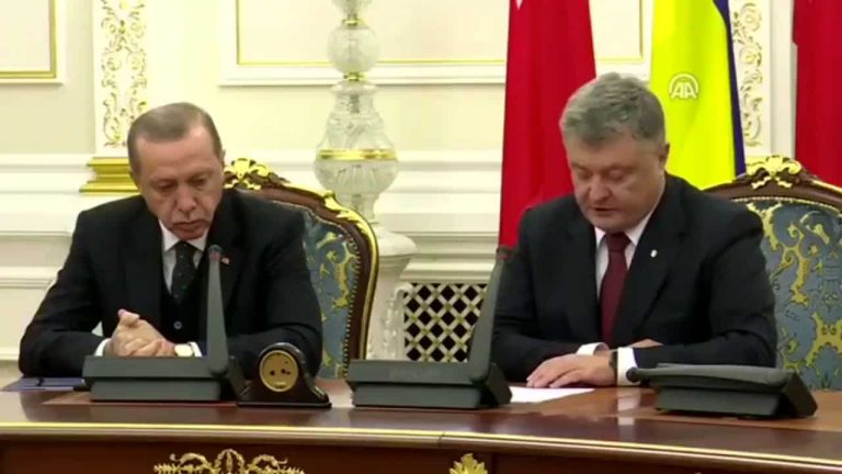 موقف محرج جدا لـ"أردوغان" watanserb.com