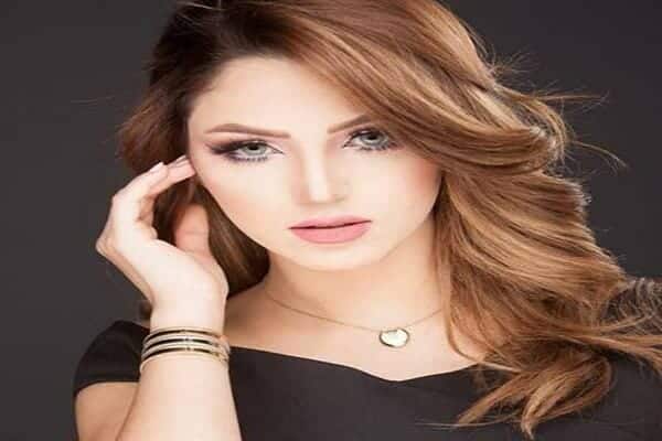 الممثلة السعودية نصرة الحربي تتلقى هدية سيارة مرسيدس فارهة بنصف مليون ريال! نصرة الحربي watanserb.com