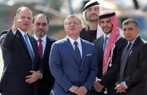 قبل أن تلتهم الثورات عروشهم.. هكذا يعد الزعماء العرب أبناءهم للحكم مبكرا عبد الله الثاني watanserb.com