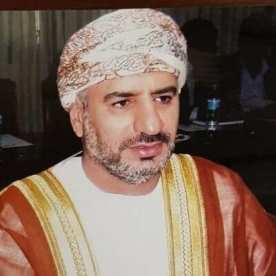 سياسي عُماني: حتى في الأنواء المناخية تبقى عُمان منارةً وسداً منيعاً لشبه الجزيرة العربية إسحاق سالم السيابي watanserb.com