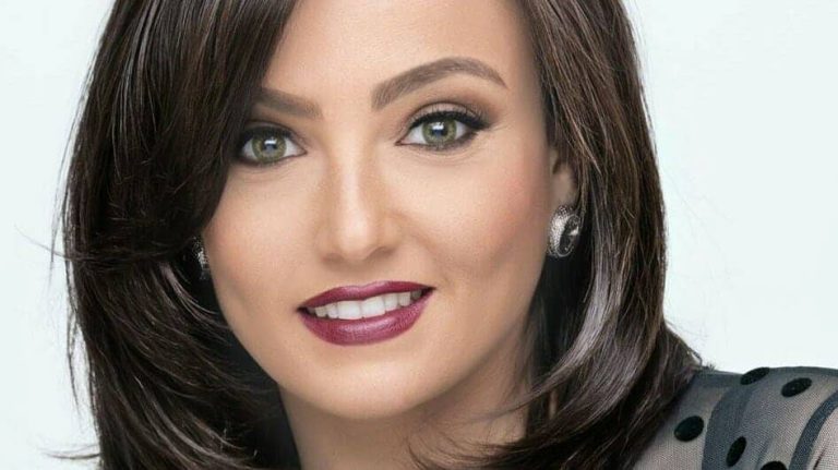الفنانة “بشرى” watanserb.com