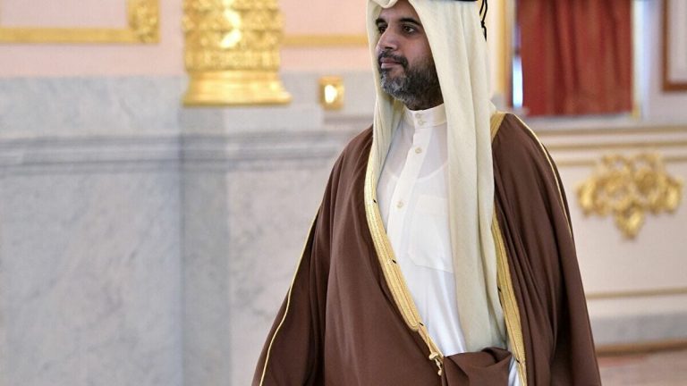 هكذا ردّ سفير قطر لدى روسيا على تهديدات السعودية لبلاده بشن حرب عليها إذا اشترت منظومة “S-400” فهد بن محمد العطية watanserb.com