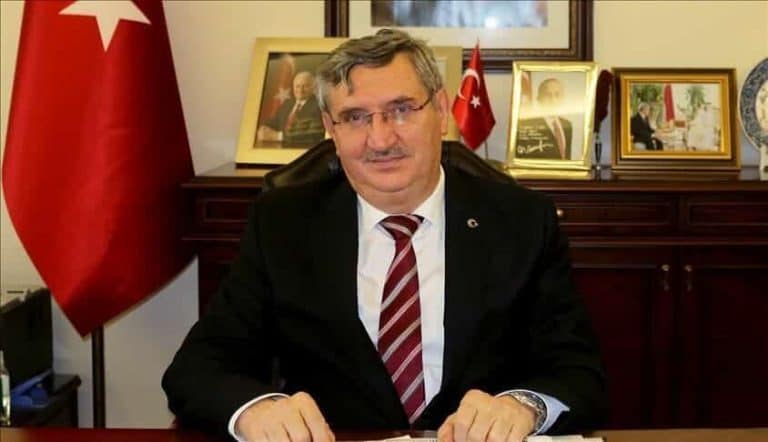 فكرت أوزر watanserb.com