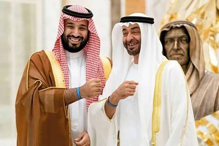 تغريدة غير متوقعة لكاتب سعودي أغضبت “ابن زايد”.. قد تدفع “ابن سلمان” لاعتقاله إرضاءً لشيطان العرب كاتب سعودي وابن زايد watanserb.com