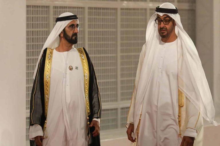 إعلامية قطرية ترصد مليون ريال مكافأة لمن يأتي لها بهذه الصور لـ” محمد بن زايد” إعلامية قطرية watanserb.com