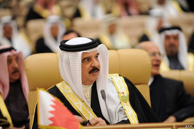 حمد عيسى علي آل خليفة watanserb.com
