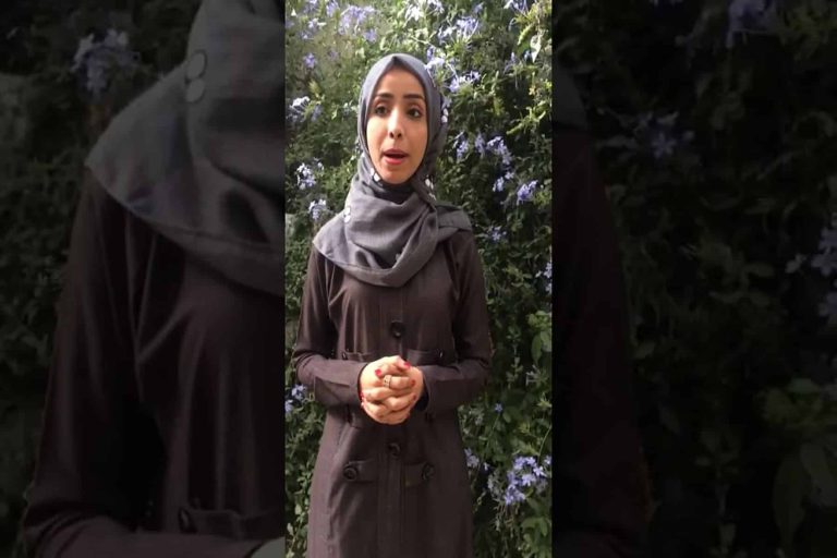 إعلامية يمنية تزعم: أسلحة الحوثي تأتي من قطر وتُهرب عبر عُمان .. هكذا تراجعت بعدما فضح كذبها مغرّدون إعلامية يمنية تزعم أسلحة