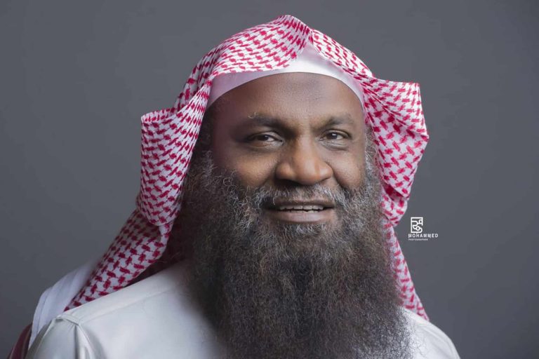عادل الكلباني هاجم فتاوى شيوخ الوهابية وأشاد بهيئة الترفيه: ساعة الترفيه منحة ربانية”! الكلباني والشيوخ watanserb.com