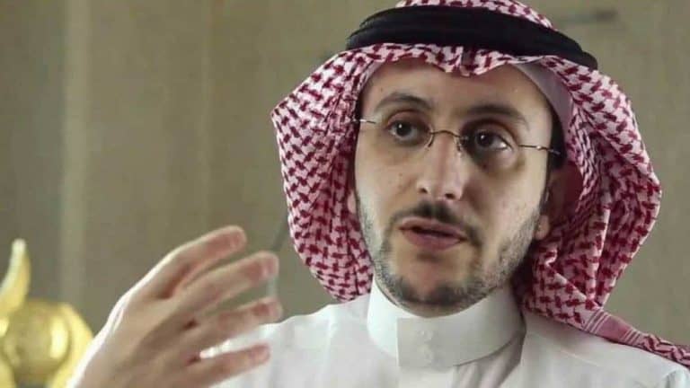خبير الاقتصاد عصام الزامل في العزل الانفرادي والسبب ؟ خبير الاقتصاد عصام الزامل watanserb.com
