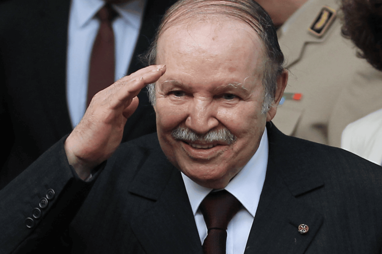 الشعب يريد رحيل النظام watanserb.com
