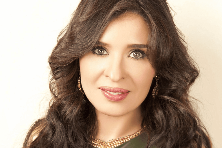 الراقصة المصرية دينا watanserb.com
