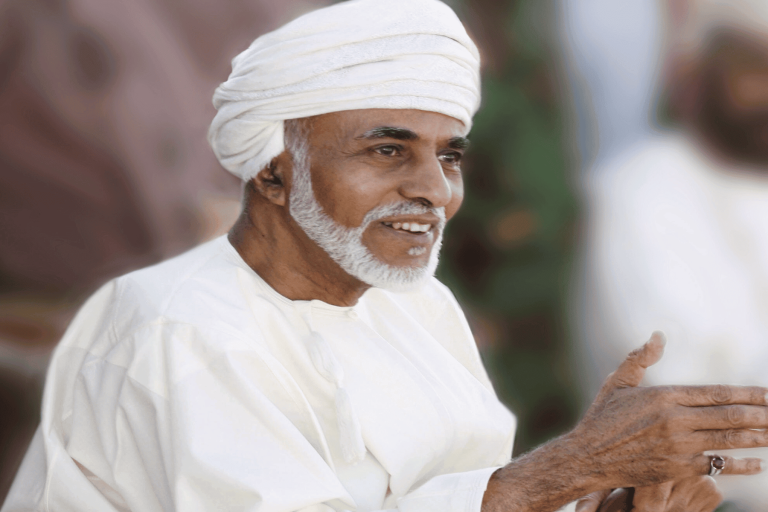 وصف السلطان قابوس بـ الدكتاتور watanserb.com