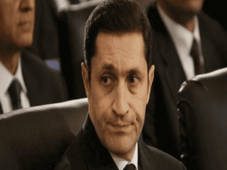 “فيديو” هروب المخلوع حسني مبارك يدفع نجله علاء للتعليق.. ما علاقة مصطفى بكري؟ هروب المخلوع حسني مبارك watanserb.com