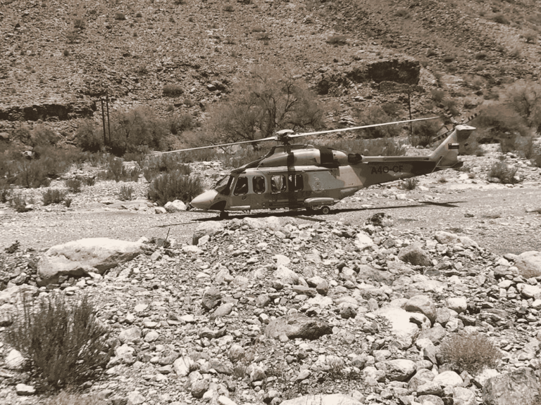 أسترالي في رحلة جبلية watanserb.com
