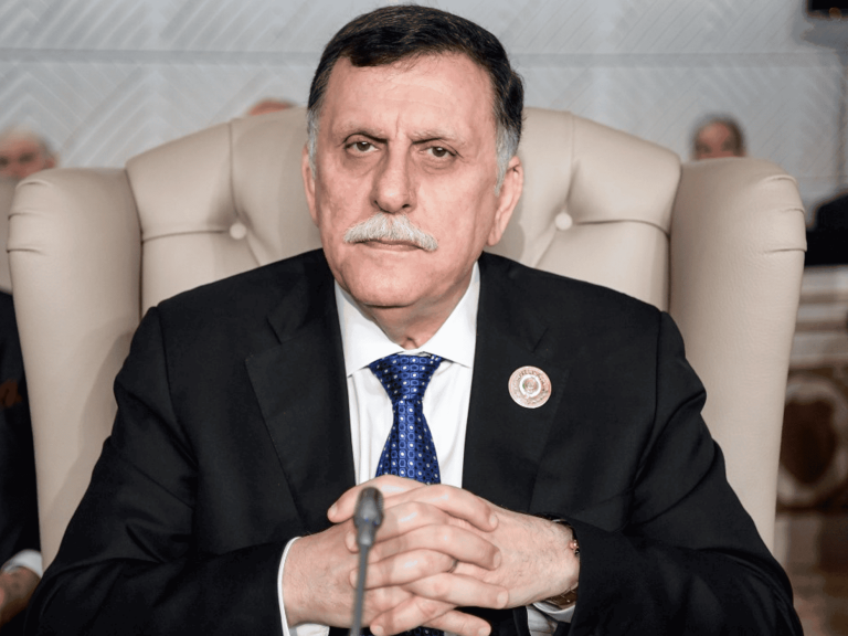 السراج يهدد حفتر watanserb.com