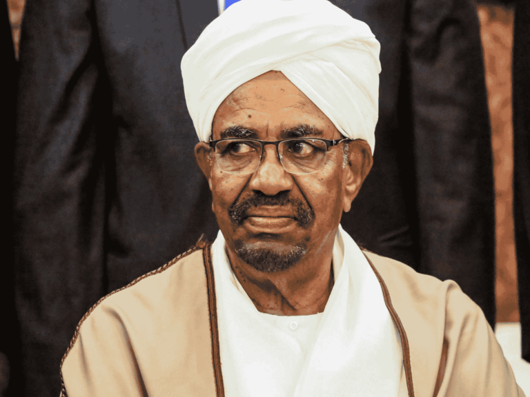 البشير يعاني انهياراً نفسياً watanserb.com