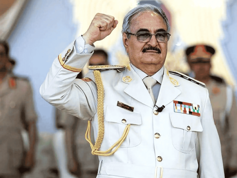 رجل المخابرات الأمريكي watanserb.com