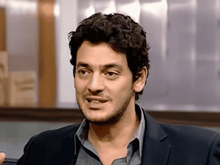 خالد أبو النجا يناقض نفسه ويُهاجم الجزيرة.. وإعلاميو القناة يردّون عليه خالد أبو النجا watanserb.com